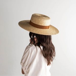 NWT Gigi pip capri medium straw hat